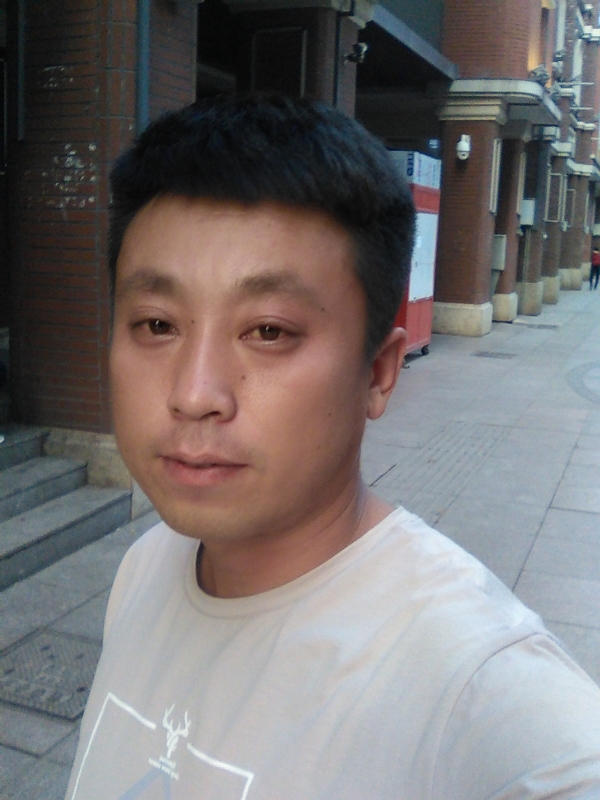 冰冷的心的第一张照片--吉林蓝颜知己交友网