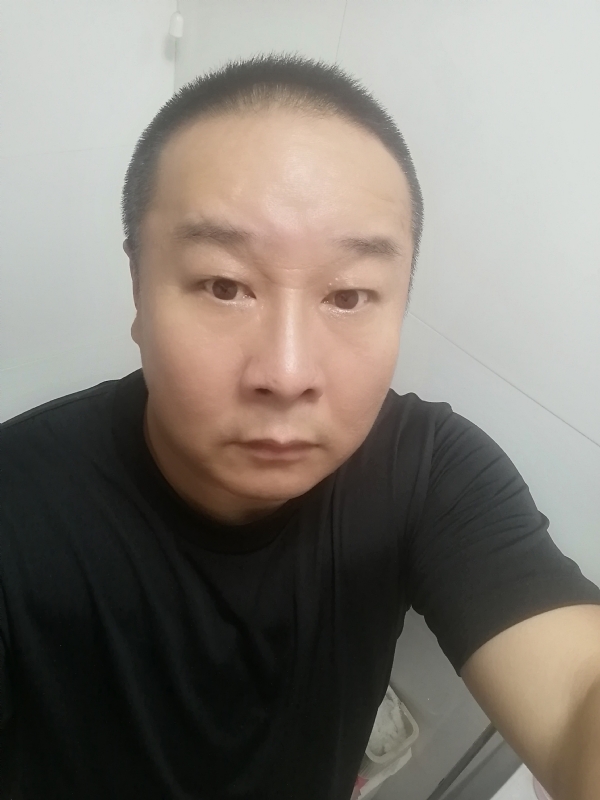 一束光的第一张照片--吉林蓝颜知己交友网