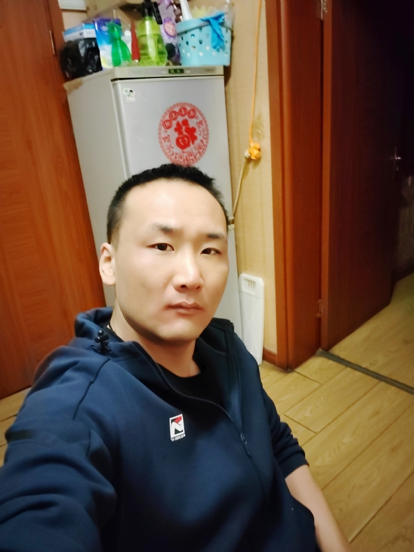 子昂的第一张照片--吉林蓝颜知己交友网