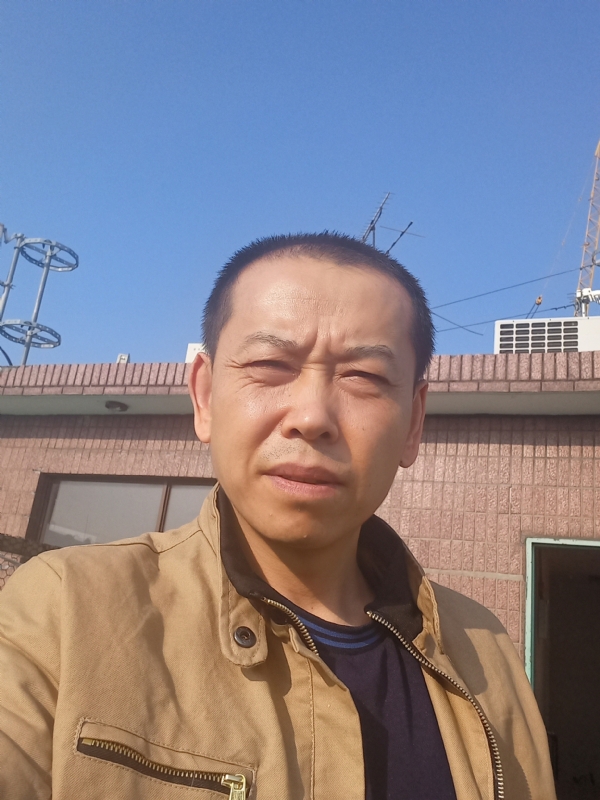 红尘逐浪的第一张照片--吉林蓝颜知己交友网